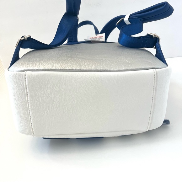 Loungefly Disney Parks Star Wars R2-D2 Large Backpack RARE NWT B#28 - Picture 8 of 12